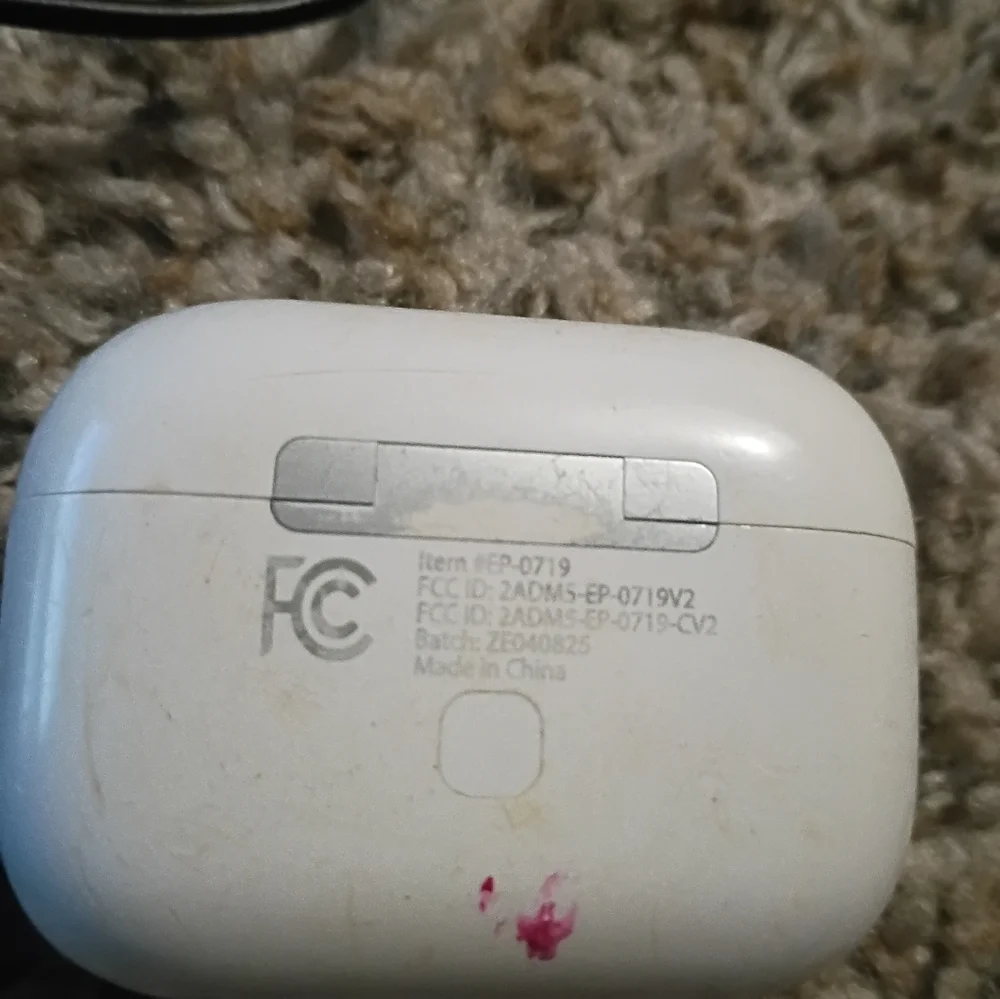 White Wireless Earbuds Case with Screen